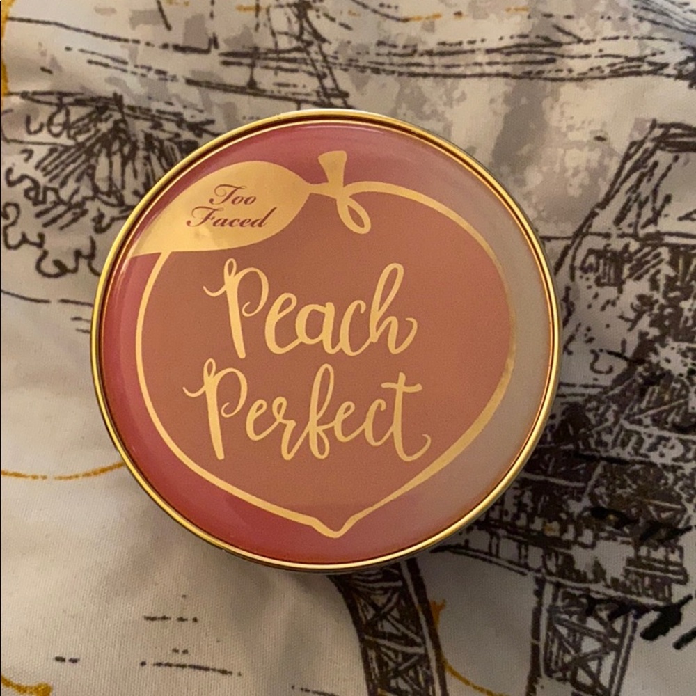 Tarte “Peach Perfect” Setting Powder